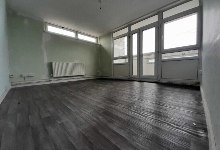 Flat in Bromley-by-bow