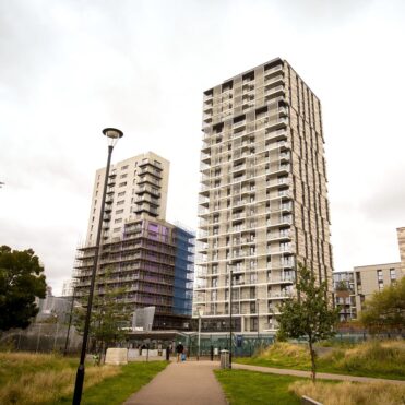 New build tower block at Langdon Park